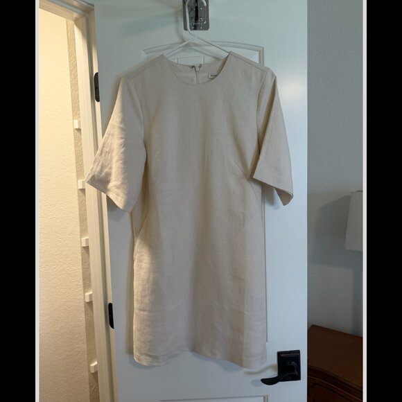 Banana Republic Linen Shift Dress in Transition Cream White | Size 4 Tall - Picture 4 of 6